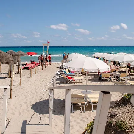 Hotel Baia Dei Turchi