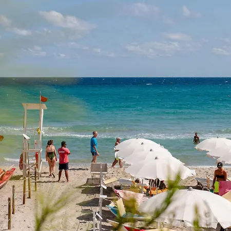 Baia Dei Turchi Hotel 4*
