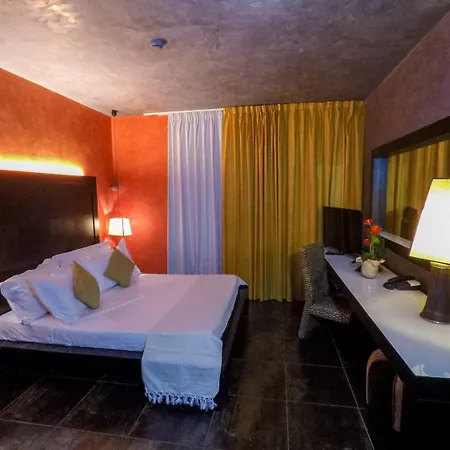 Amareclub Baia Dei Turchi - Adults Only