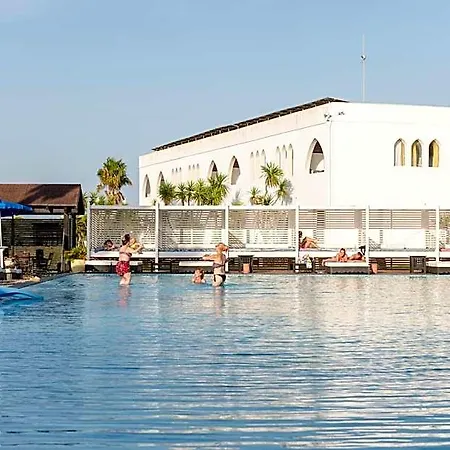 Baia Dei Turchi Hotel 4*